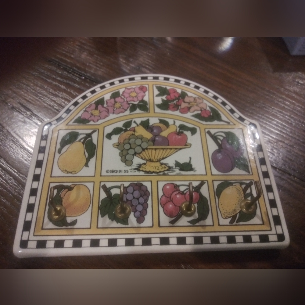 Ceramic Fruit And Flowers Key Holder 4 Hooks